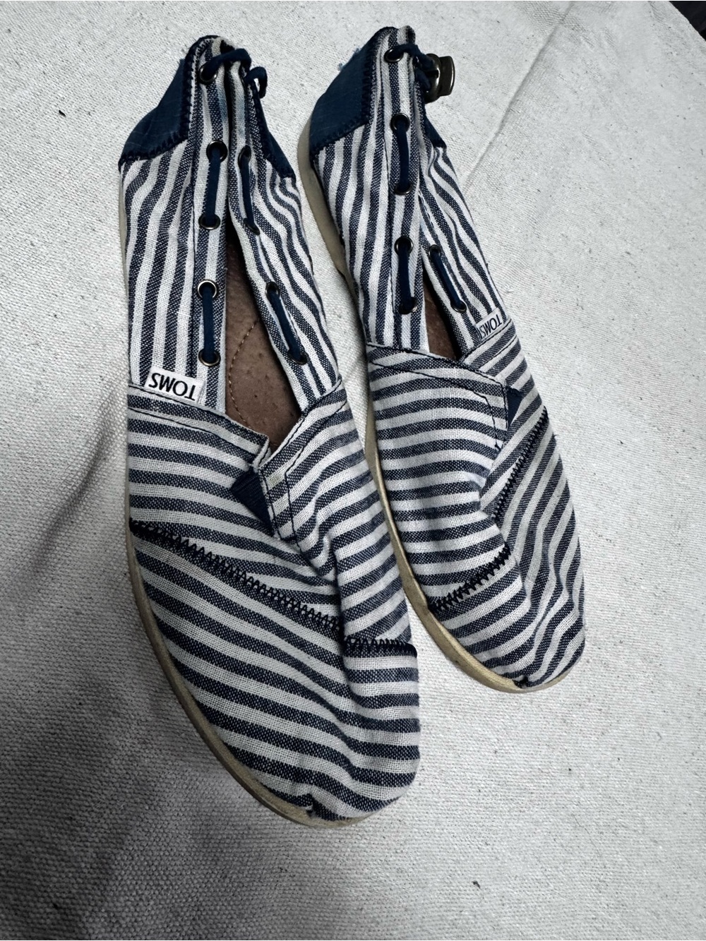 TOMS Womens Bimini Stitch Out Stripe Canvas Shoes Size 10W